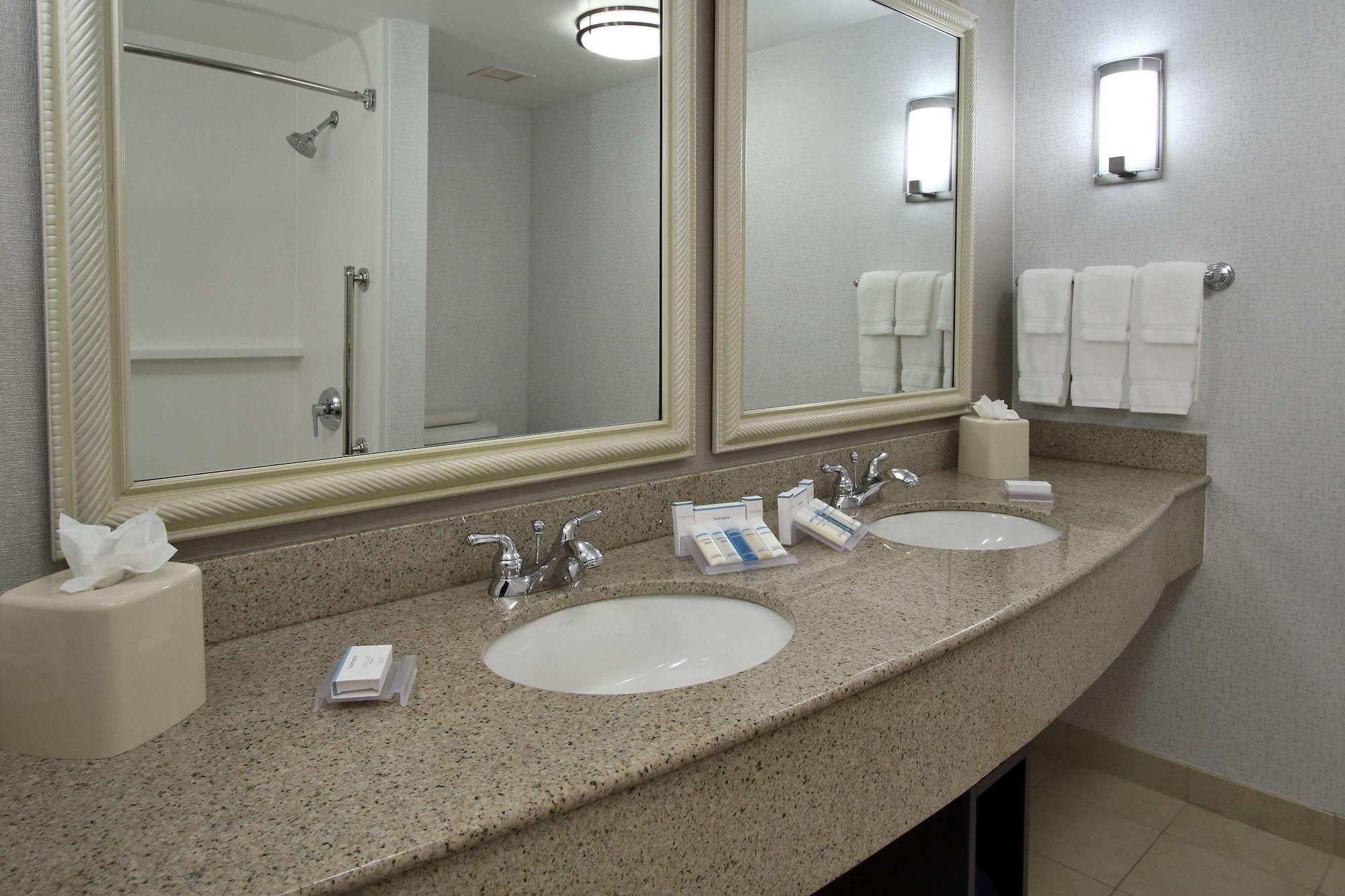 Hilton Garden Inn Sonoma County Airport Santa Rosa Extérieur photo