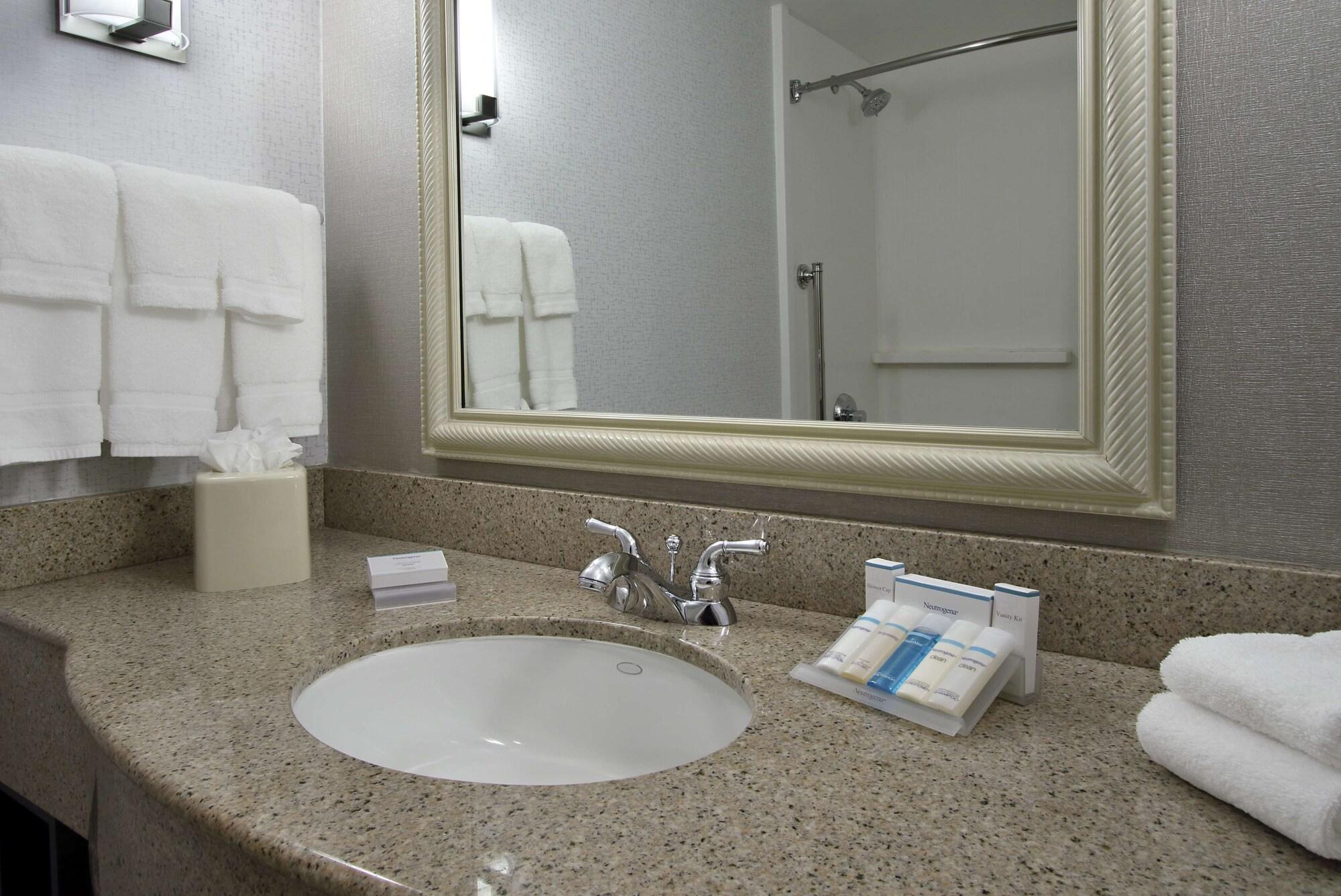 Hilton Garden Inn Sonoma County Airport Santa Rosa Extérieur photo